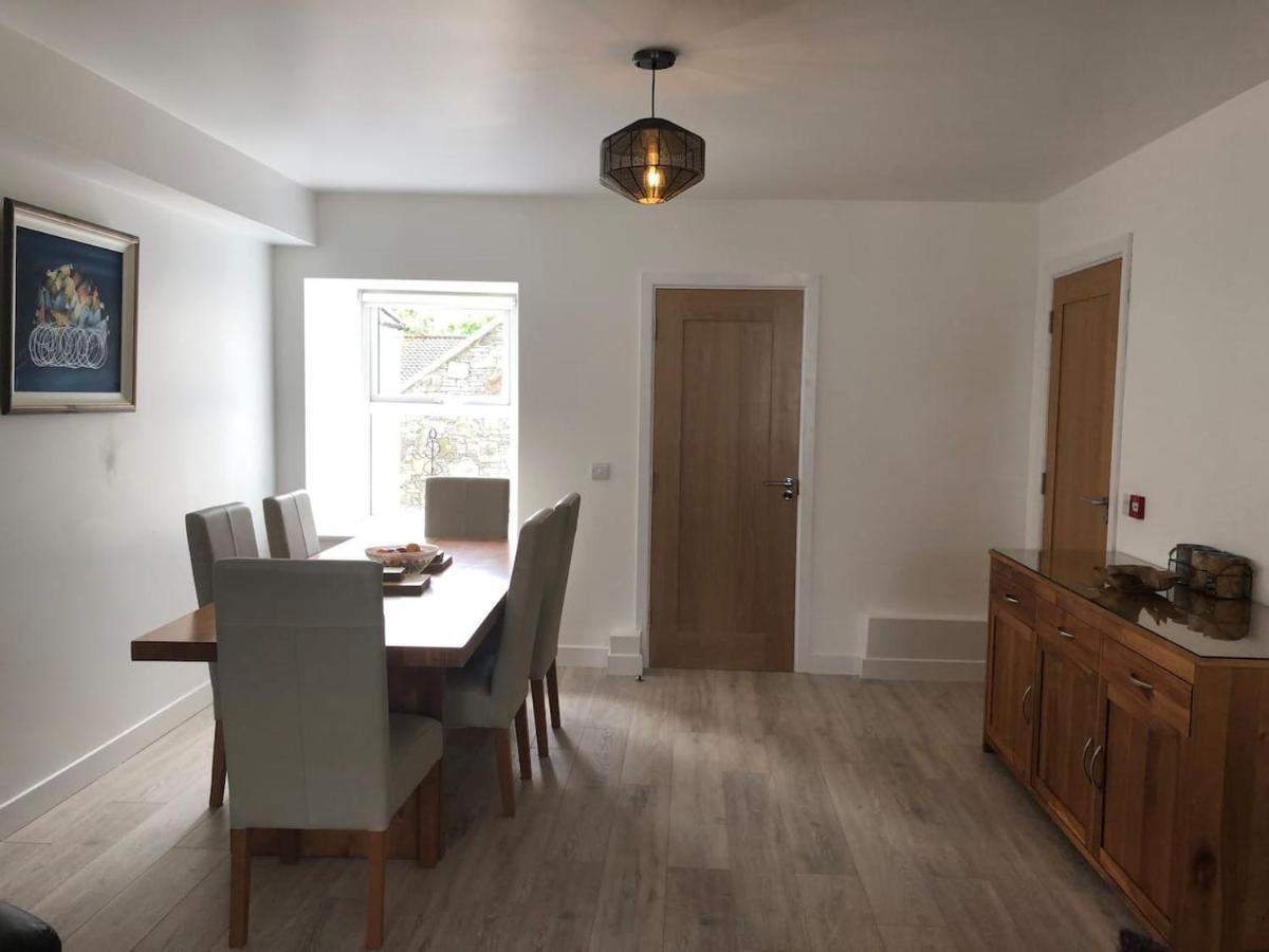Perfect Apartment In Ideal Location Енистимон Екстериор снимка